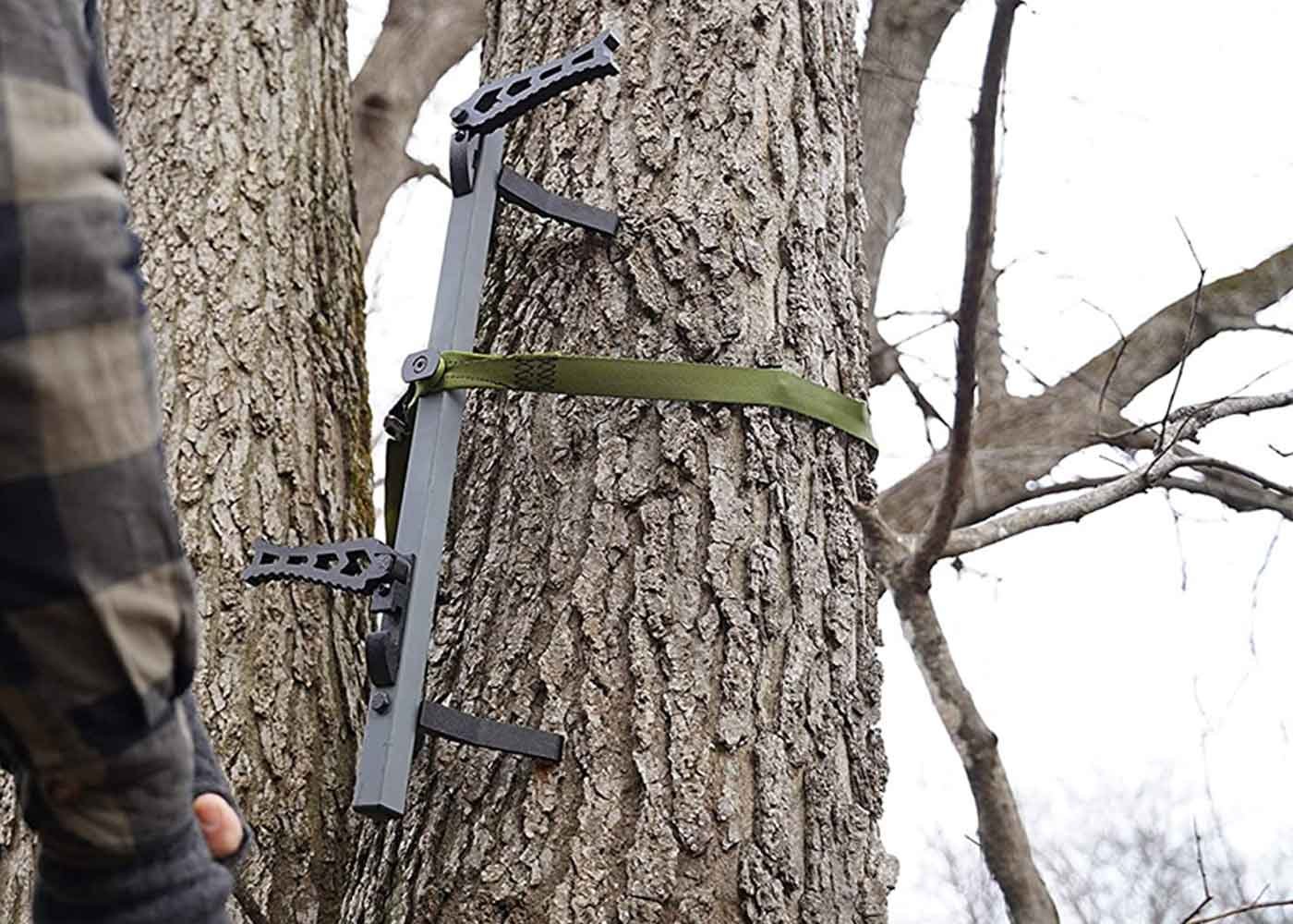 Best Climbing Sticks For Hunters Reviews & Buying Guide