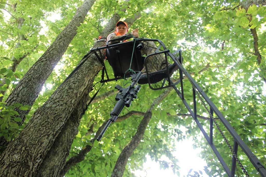 Safety tips when climbing ladders into tree stands